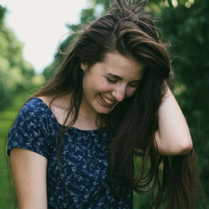 MOKKA BROWN | Bio Pflanzenhaarfarbe – Mittelbraun mit sanften Reflexen